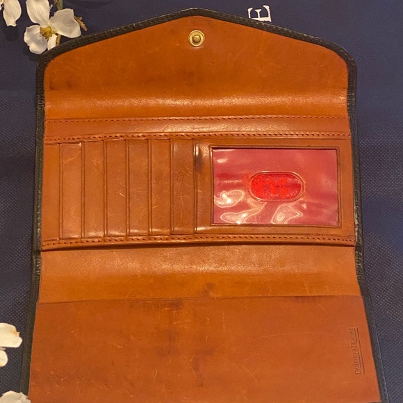 NWOT Dooney & Bourke Black Leather Dillen Bag with Vintage Wallet - Picture 16 of 16